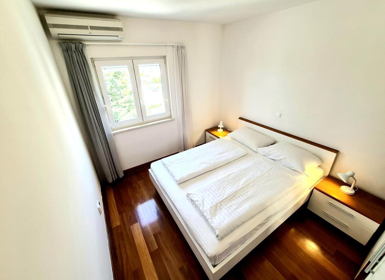 מאקרסקה Apartments Veronika מראה חיצוני תמונה