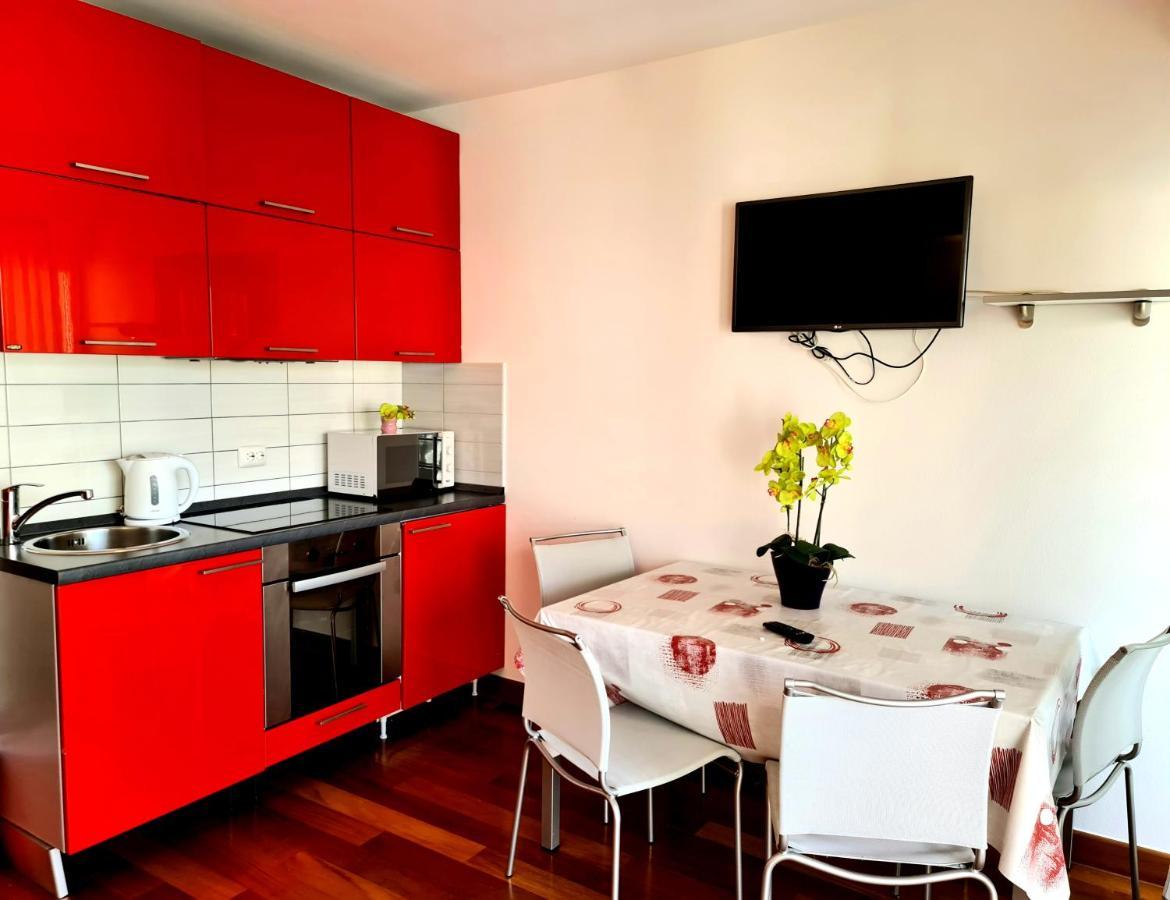 מאקרסקה Apartments Veronika מראה חיצוני תמונה